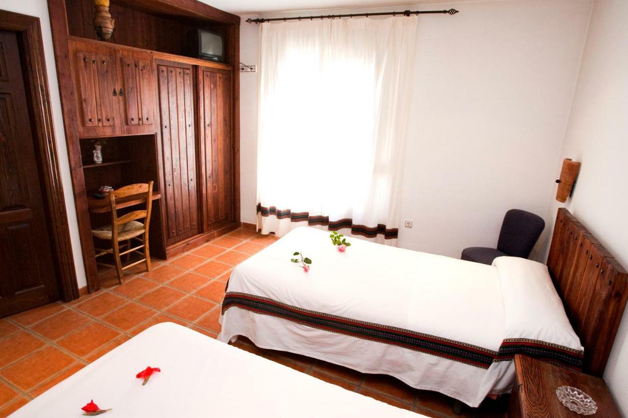 Hostal Mulhacen Trevélez Exterior foto