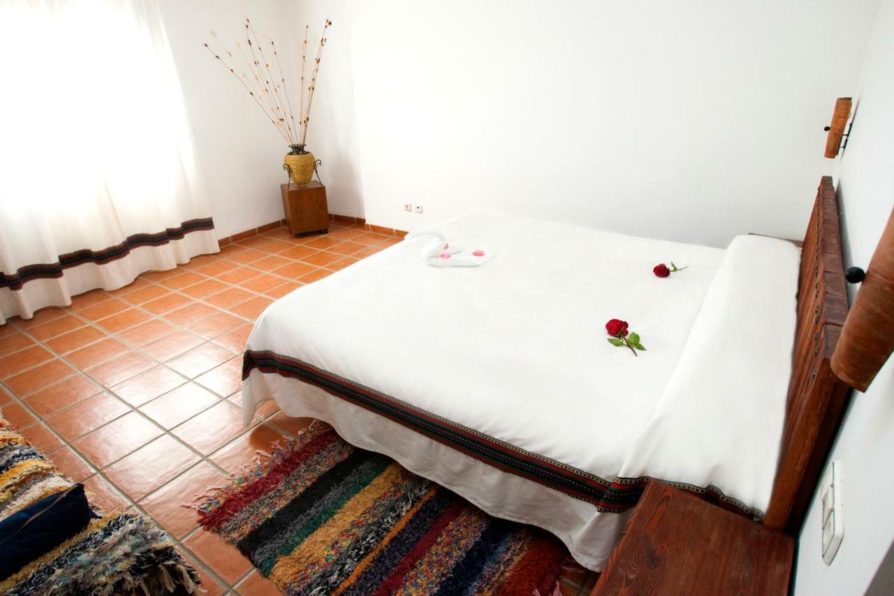 Hostal Mulhacen Trevélez Exterior foto