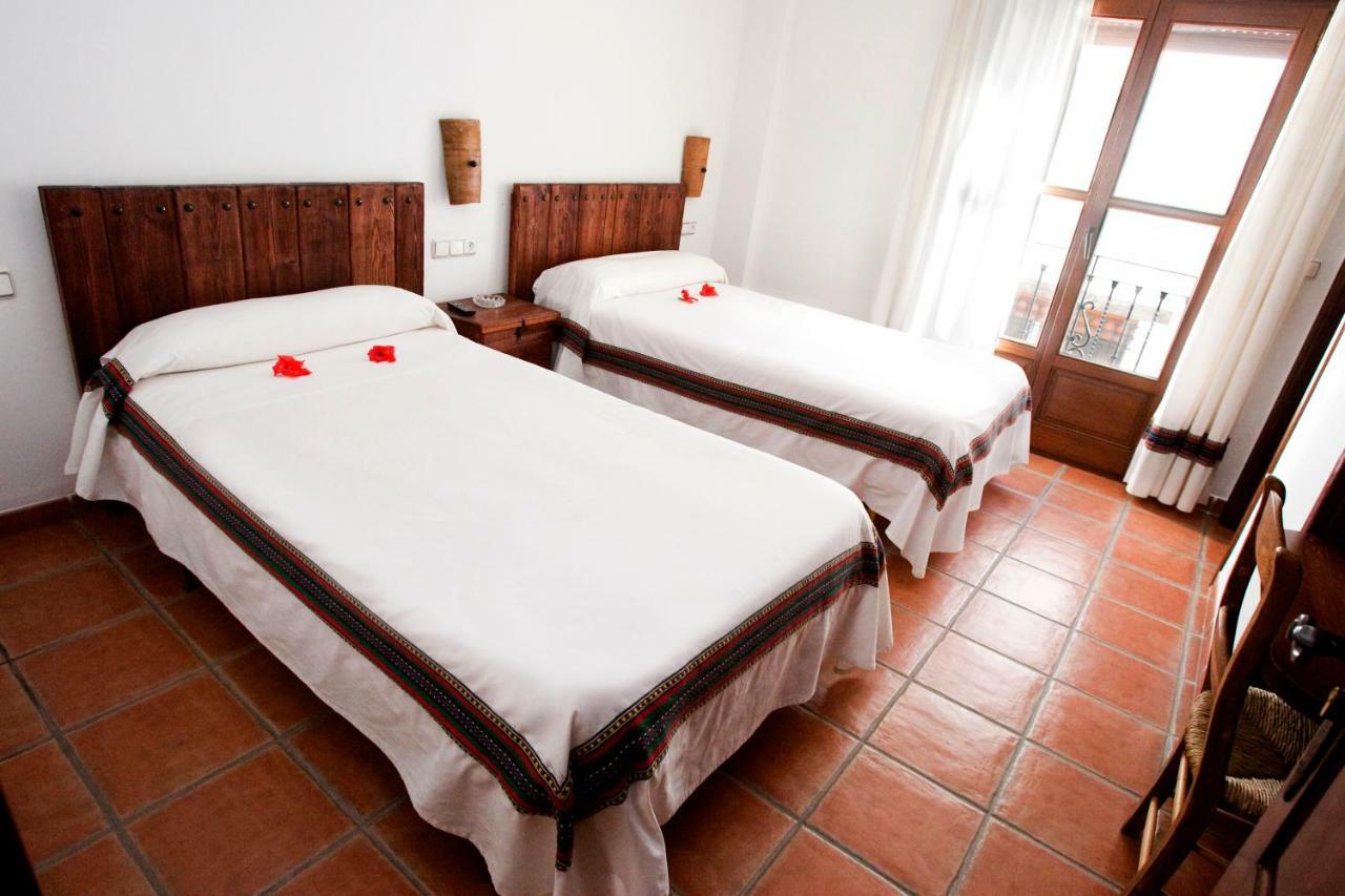 Hostal Mulhacen Trevélez Exterior foto